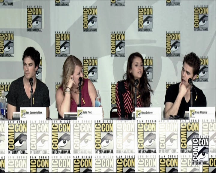 VampireDiariesWorld-dot-org_2013ComicConPanel1179.jpg