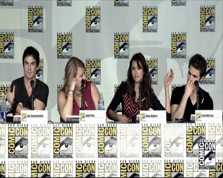 VampireDiariesWorld-dot-org_2013ComicConPanel1181.jpg