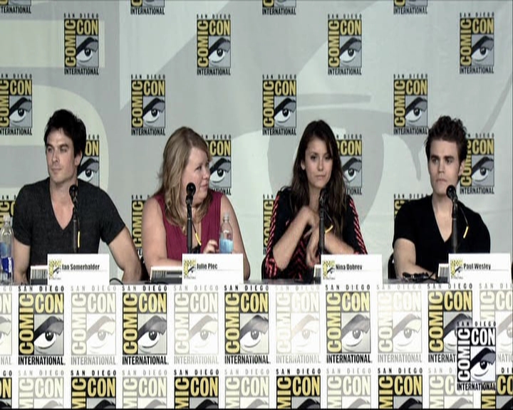 VampireDiariesWorld-dot-org_2013ComicConPanel1199.jpg