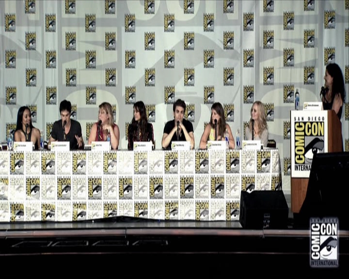 VampireDiariesWorld-dot-org_2013ComicConPanel1280.jpg