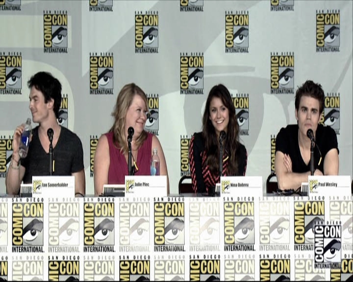 VampireDiariesWorld-dot-org_2013ComicConPanel1340.jpg