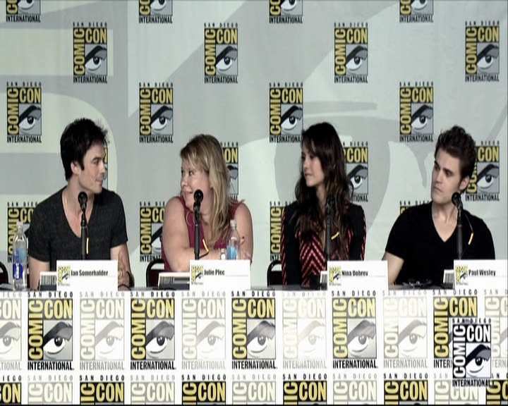 VampireDiariesWorld-dot-org_2013ComicConPanel1439.jpg