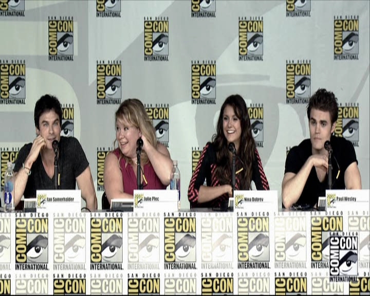 VampireDiariesWorld-dot-org_2013ComicConPanel1526.jpg