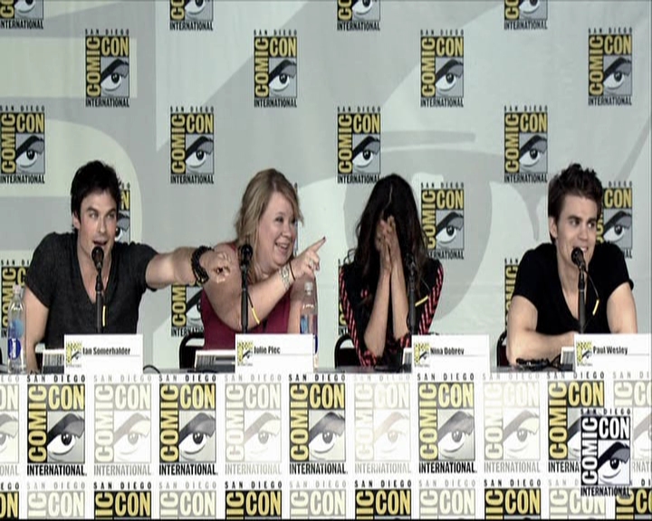 VampireDiariesWorld-dot-org_2013ComicConPanel1531.jpg