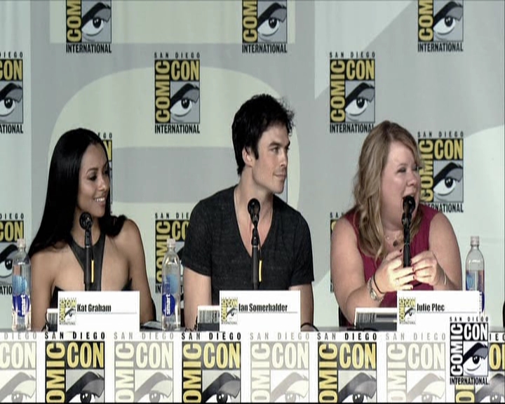 VampireDiariesWorld-dot-org_2013ComicConPanel1635.jpg