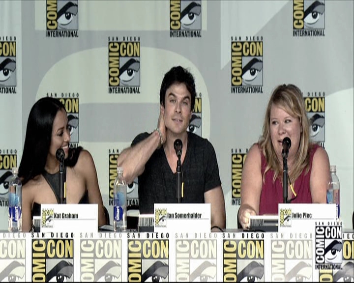 VampireDiariesWorld-dot-org_2013ComicConPanel1641.jpg