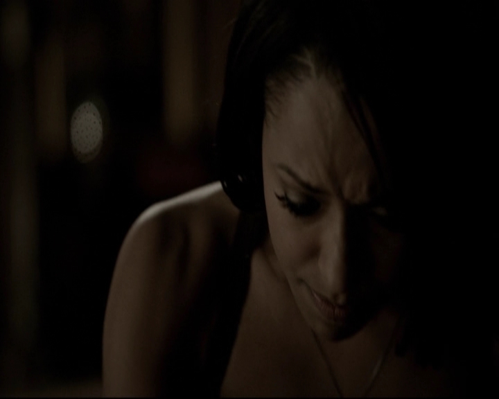 VampireDiariesWorld-dot-org_S5-ADayInTheAfterlifeWithKatGraham0085.jpg