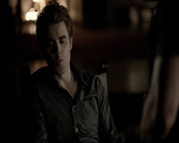 VampireDiariesWorld-dot-org_S5-SeconBite_GAGReel0128.jpg