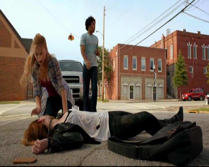 VampireDiariesWorld-dot-nl_7x01DayOneOfTwentyThousandGiveOrTake0231.jpg