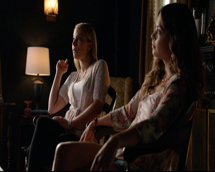 VampireDiariesWorld-dot-nl_7x01DayOneOfTwentyThousandGiveOrTake0410.jpg