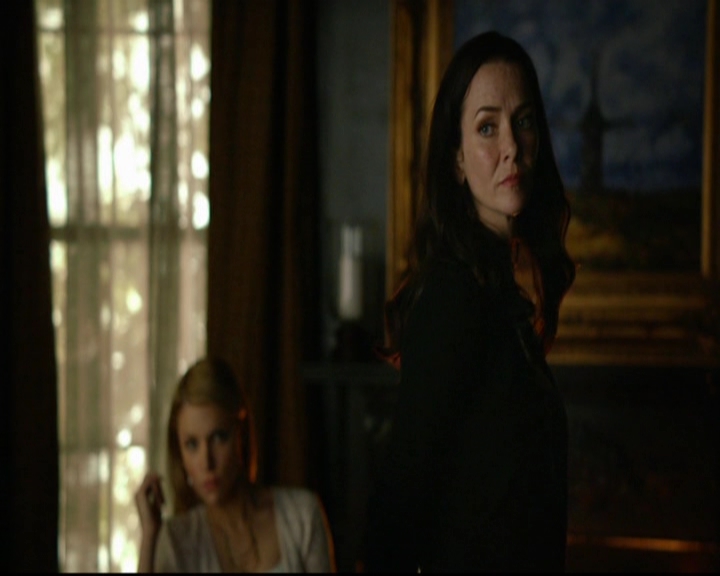 VampireDiariesWorld-dot-nl_7x01DayOneOfTwentyThousandGiveOrTake0434.jpg