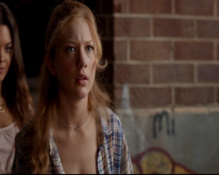 VampireDiariesWorld-dot-nl_7x01DayOneOfTwentyThousandGiveOrTake0506.jpg