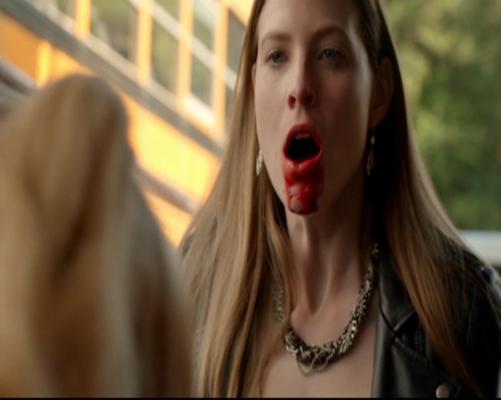 VampireDiariesWorld-dot-nl_7x01DayOneOfTwentyThousandGiveOrTake0548.jpg