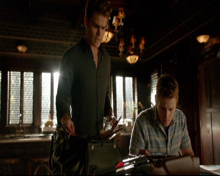 VampireDiariesWorld-dot-nl_7x01DayOneOfTwentyThousandGiveOrTake0581.jpg