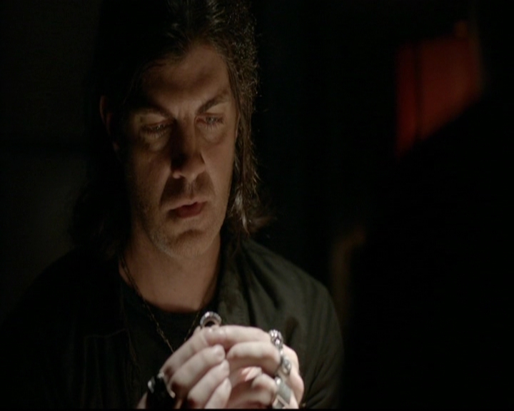 VampireDiariesWorld-dot-nl_7x01DayOneOfTwentyThousandGiveOrTake0729.jpg