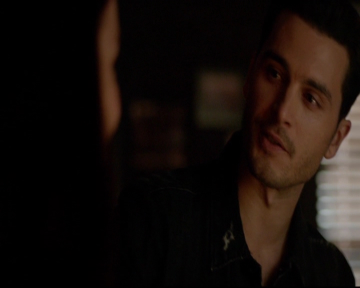 VampireDiariesWorld-dot-nl_7x01DayOneOfTwentyThousandGiveOrTake0790.jpg