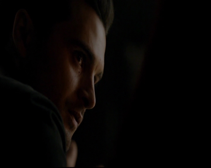 VampireDiariesWorld-dot-nl_7x01DayOneOfTwentyThousandGiveOrTake0841.jpg