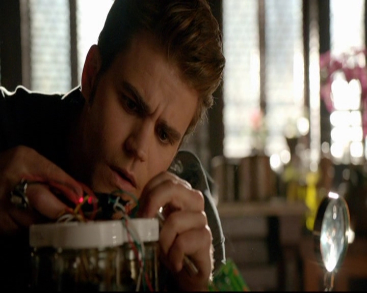 VampireDiariesWorld-dot-nl_7x01DayOneOfTwentyThousandGiveOrTake0890.jpg