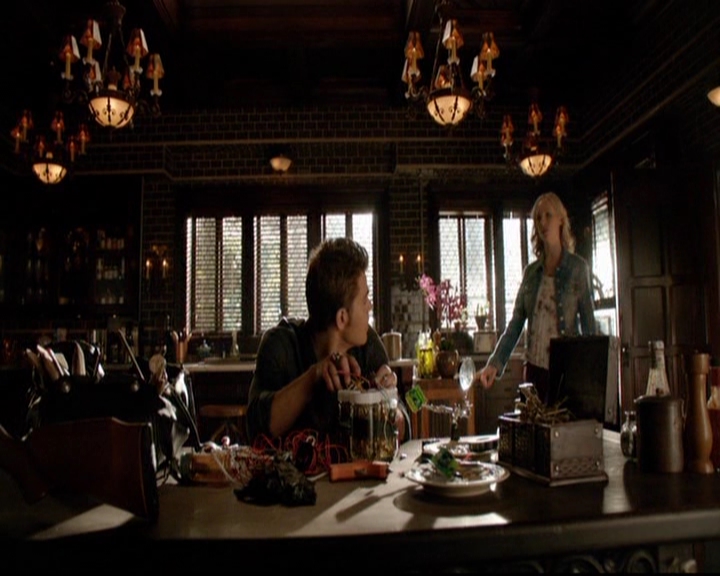 VampireDiariesWorld-dot-nl_7x01DayOneOfTwentyThousandGiveOrTake0891.jpg