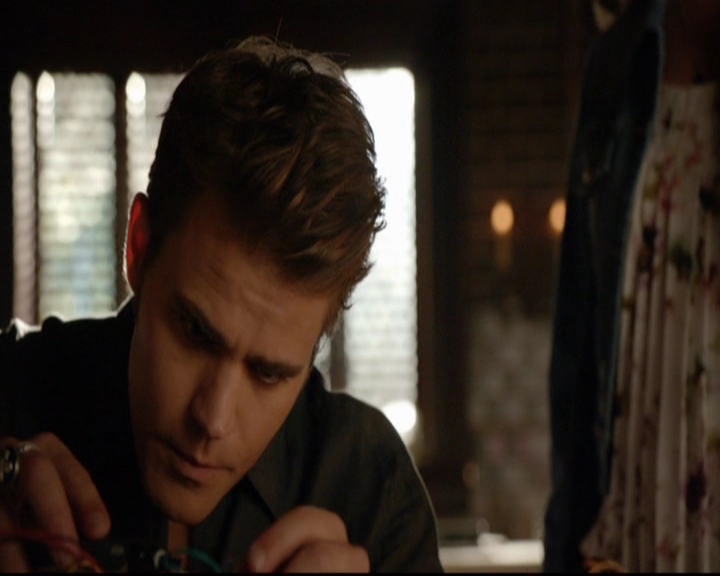 VampireDiariesWorld-dot-nl_7x01DayOneOfTwentyThousandGiveOrTake0894.jpg