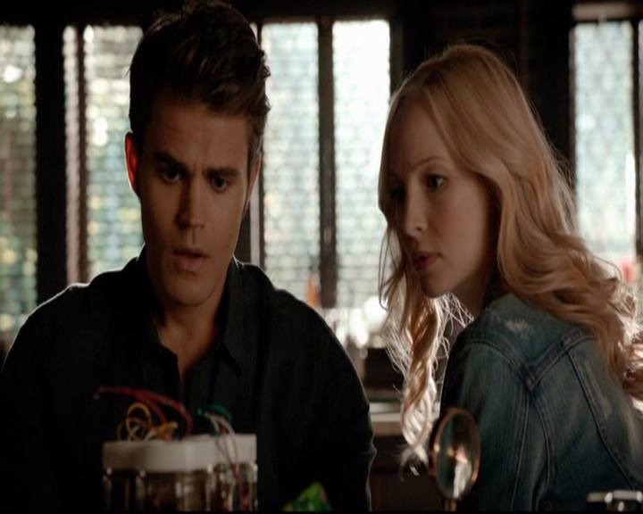 VampireDiariesWorld-dot-nl_7x01DayOneOfTwentyThousandGiveOrTake0909.jpg