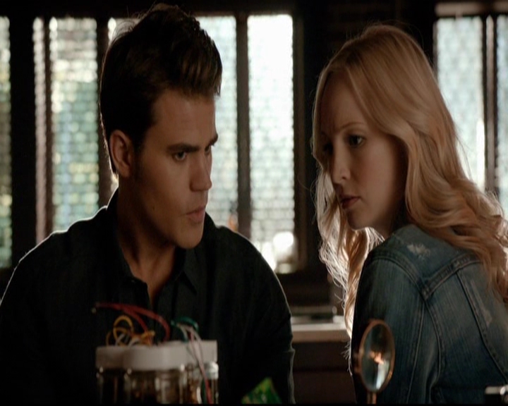 VampireDiariesWorld-dot-nl_7x01DayOneOfTwentyThousandGiveOrTake0910.jpg