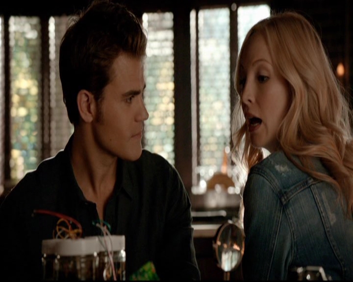 VampireDiariesWorld-dot-nl_7x01DayOneOfTwentyThousandGiveOrTake0935.jpg