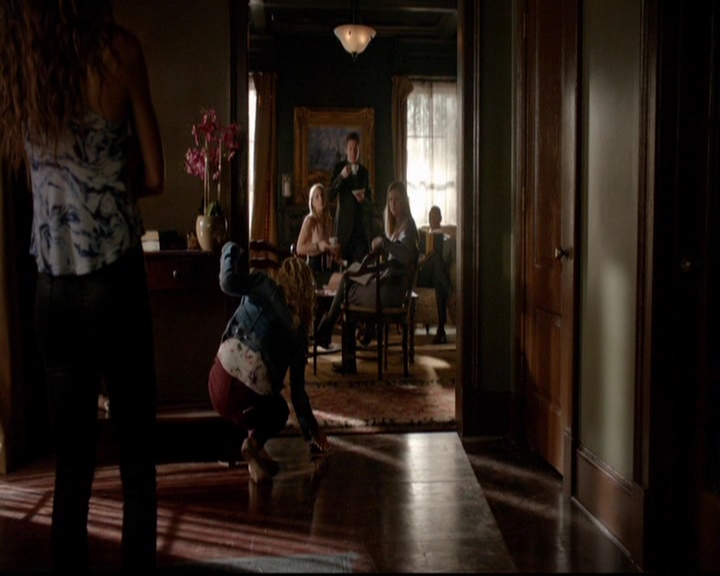 VampireDiariesWorld-dot-nl_7x01DayOneOfTwentyThousandGiveOrTake0982.jpg