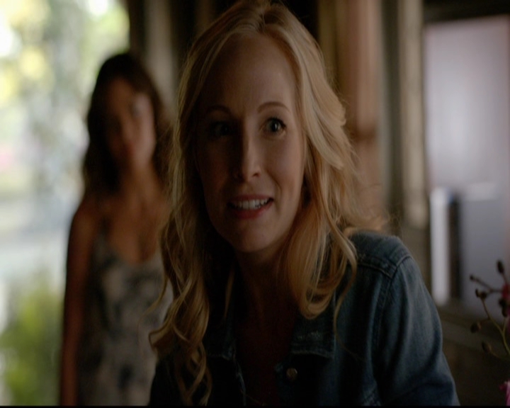 VampireDiariesWorld-dot-nl_7x01DayOneOfTwentyThousandGiveOrTake0987.jpg