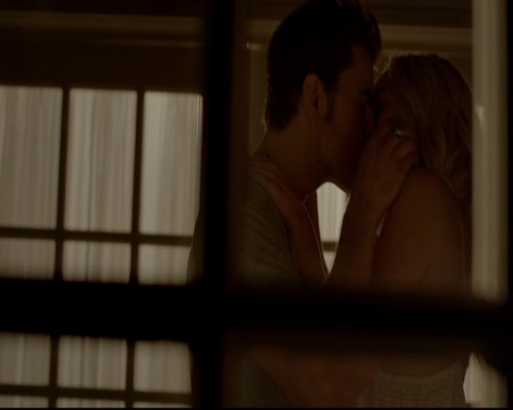 VampireDiariesWorld-dot-nl_7x01DayOneOfTwentyThousandGiveOrTake2040.jpg VampireDiariesWorld-dot-nl_7x01DayOneOfTwentyThousandGiveOrTake2040.jpg