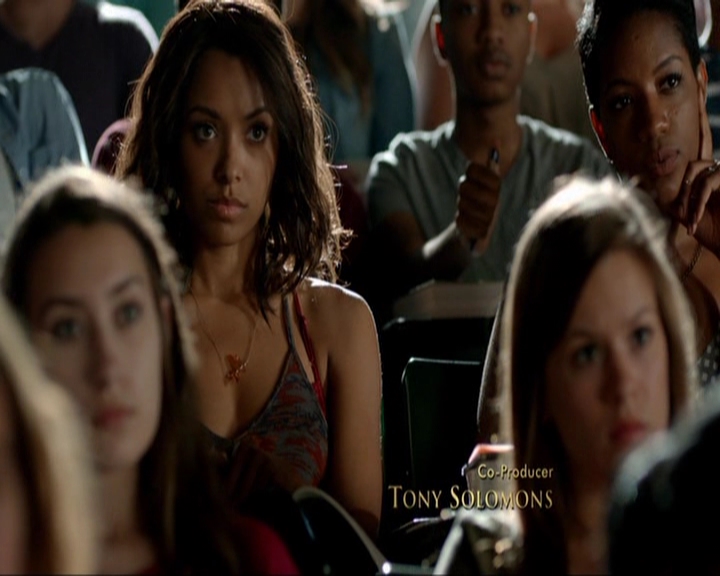 VampireDiariesWorld-dot-nl_7x02NeverLetMeGo0224.jpg