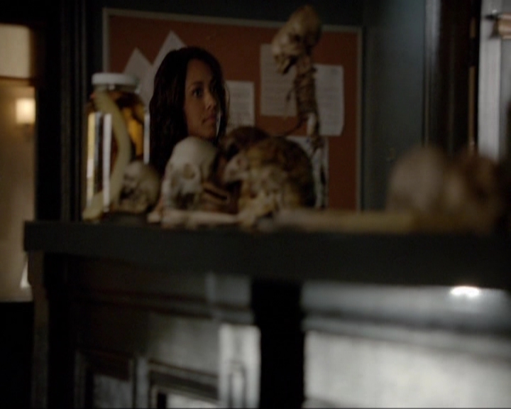 VampireDiariesWorld-dot-nl_7x02NeverLetMeGo0255.jpg