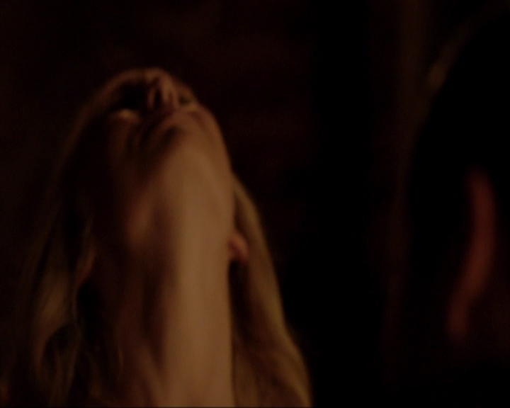 VampireDiariesWorld-dot-nl_7x02NeverLetMeGo0423.jpg