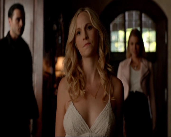 VampireDiariesWorld-dot-nl_7x02NeverLetMeGo0465.jpg