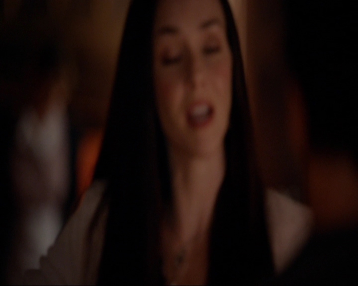 VampireDiariesWorld-dot-nl_7x02NeverLetMeGo0541.jpg