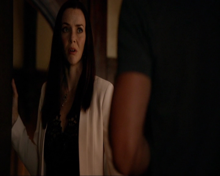 VampireDiariesWorld-dot-nl_7x02NeverLetMeGo0565.jpg