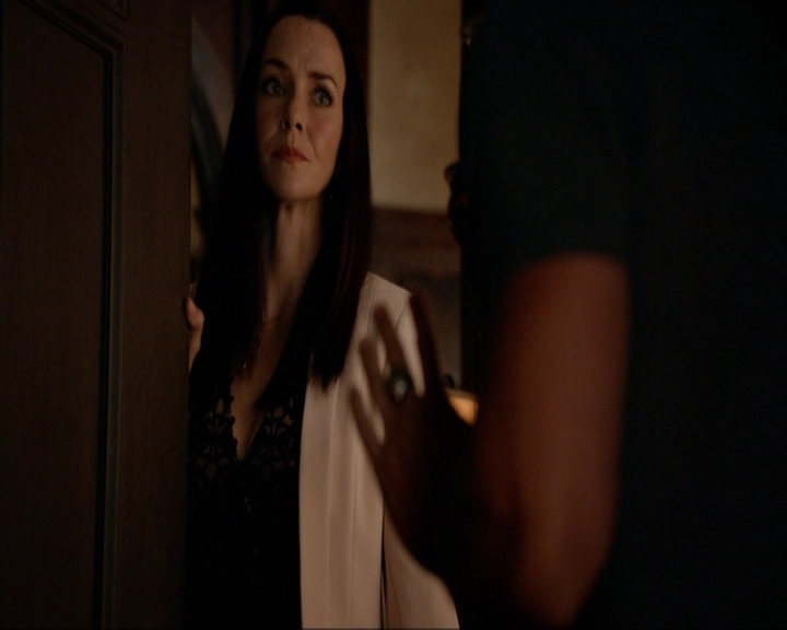 VampireDiariesWorld-dot-nl_7x02NeverLetMeGo0566.jpg