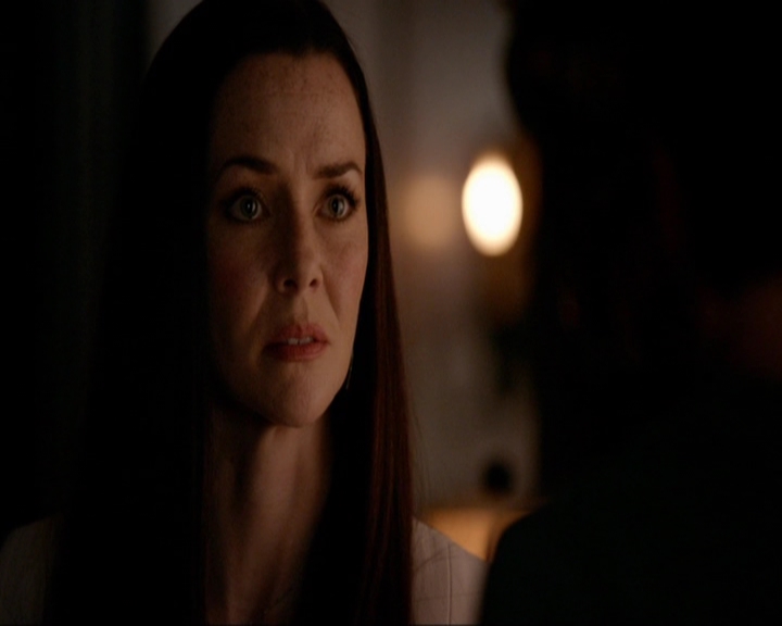 VampireDiariesWorld-dot-nl_7x02NeverLetMeGo0600.jpg