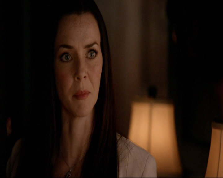 VampireDiariesWorld-dot-nl_7x02NeverLetMeGo0609.jpg