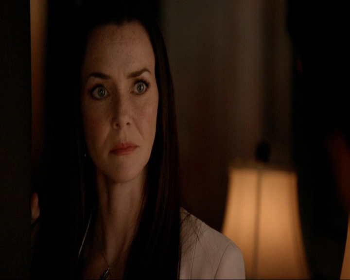 VampireDiariesWorld-dot-nl_7x02NeverLetMeGo0611.jpg