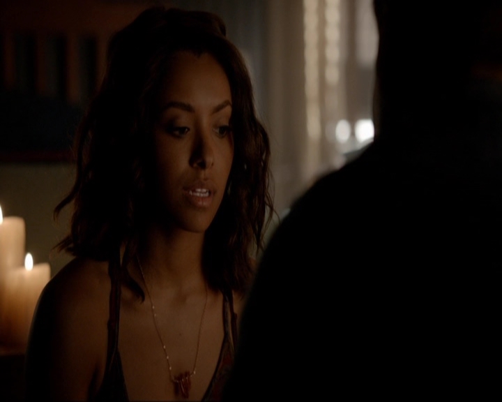 VampireDiariesWorld-dot-nl_7x02NeverLetMeGo0636.jpg