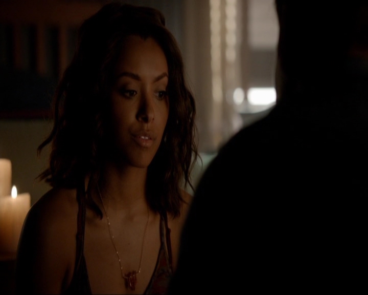 VampireDiariesWorld-dot-nl_7x02NeverLetMeGo0637.jpg