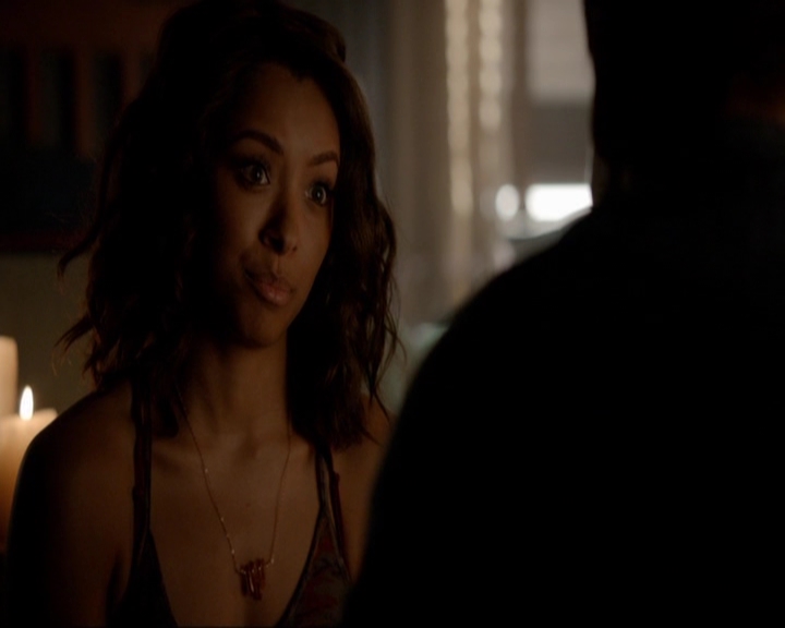 VampireDiariesWorld-dot-nl_7x02NeverLetMeGo0642.jpg