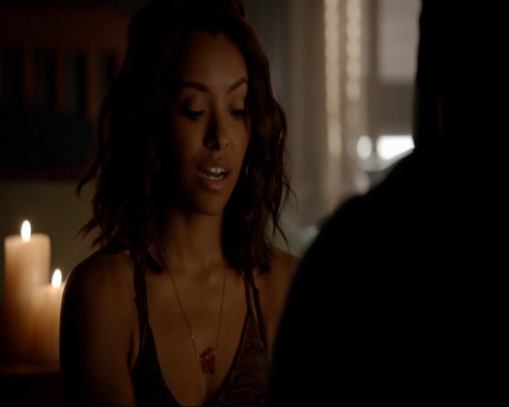 VampireDiariesWorld-dot-nl_7x02NeverLetMeGo0656.jpg