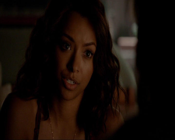 VampireDiariesWorld-dot-nl_7x02NeverLetMeGo0718.jpg