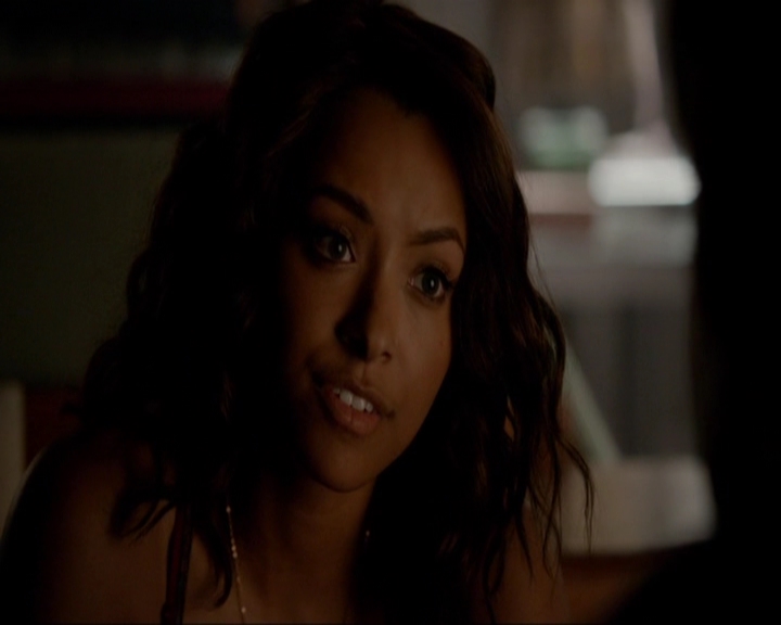 VampireDiariesWorld-dot-nl_7x02NeverLetMeGo0720.jpg