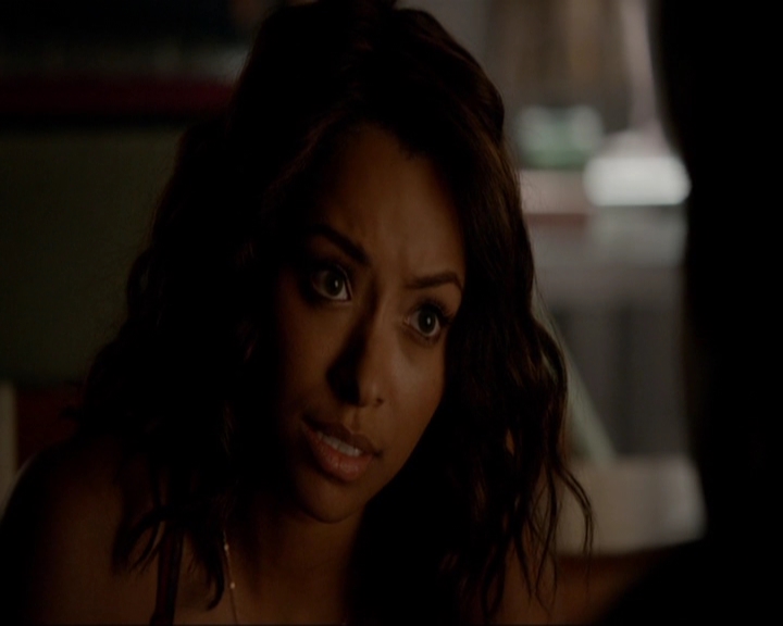 VampireDiariesWorld-dot-nl_7x02NeverLetMeGo0721.jpg