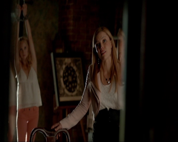 VampireDiariesWorld-dot-nl_7x02NeverLetMeGo0842.jpg