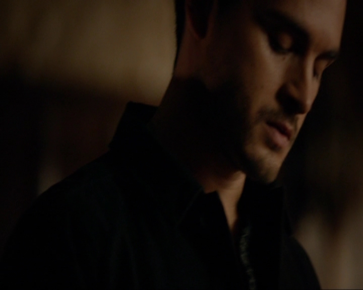 VampireDiariesWorld-dot-nl_7x02NeverLetMeGo0901.jpg