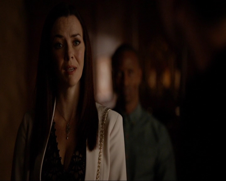 VampireDiariesWorld-dot-nl_7x02NeverLetMeGo0925.jpg